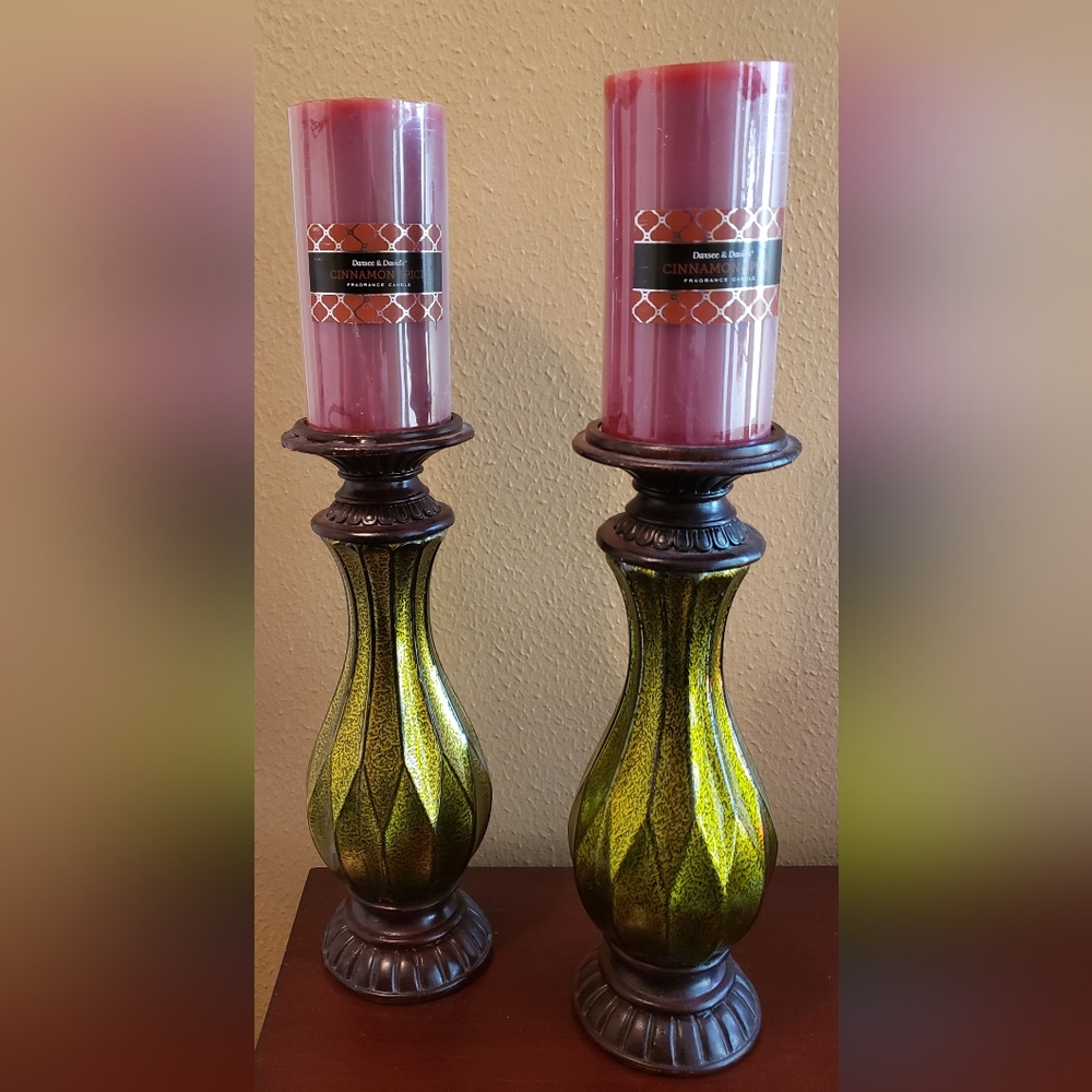 Set of 2 candlesticks